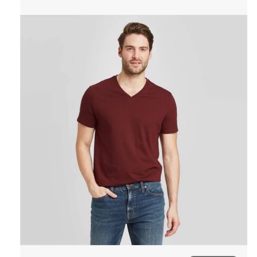 NWT Goodfellow & Co Short Sleeve V-Neck Shirt Sleeve T shirt Red Men's Size L